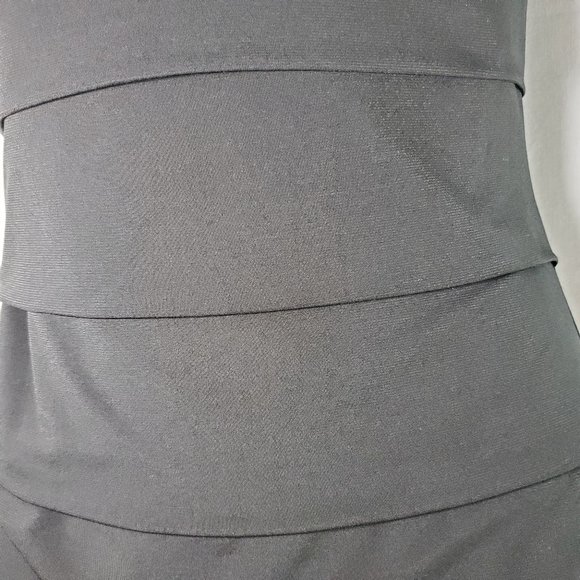 Women's Black/White Block Pattern Sheath Dress - Picture 3 of 10